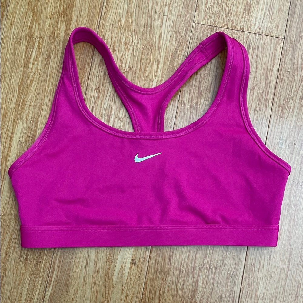 Nike Women's Swoosh Sports Bra